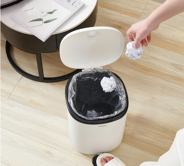 سلة مهملات دواسة سعة 11 لترًا