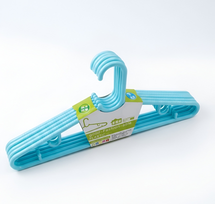 Plastic Cloth Hangers 5 Pcs Set
