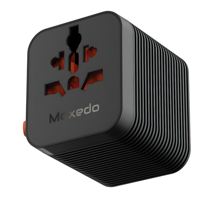 Moxedo Universal – Plug Travel Conversion Socket 2500W