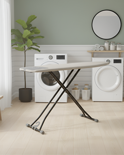Ironing Board with Silicon Pad