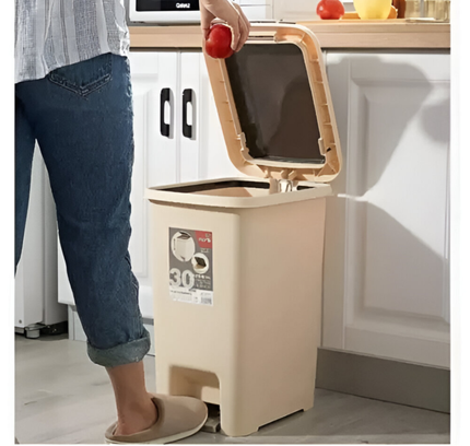 Plastic Trash Can Lid Press 30Liter