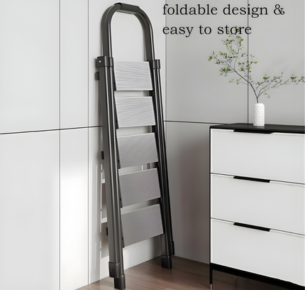 سلم منزلي قابل للطي من الألومنيوم بخمس درجات، أسود