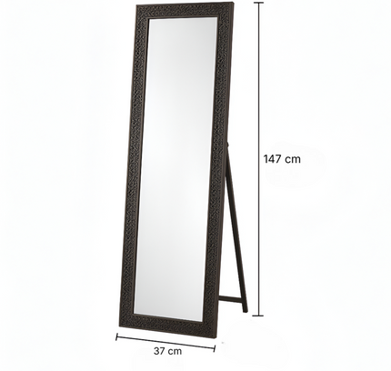 مرآة قائمة بإطار أسود