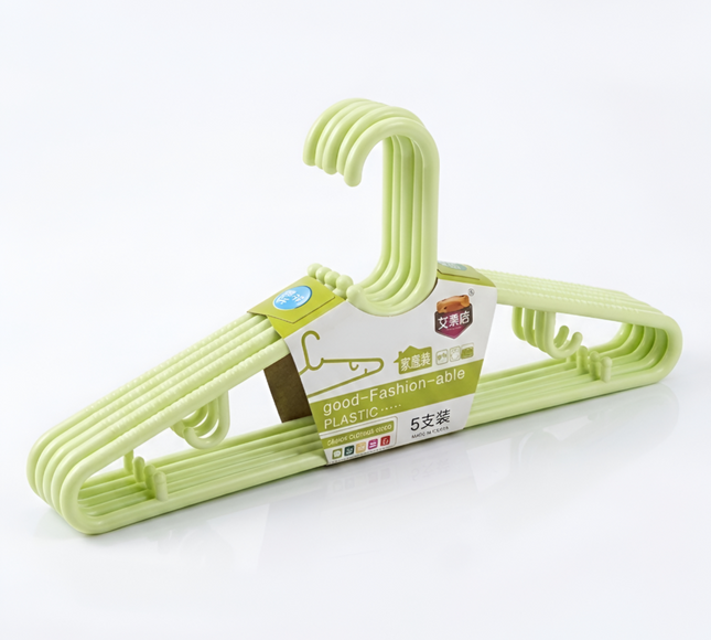 Plastic Cloth Hangers 5 Pcs Set