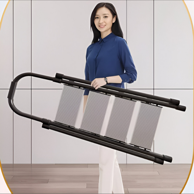 سلم منزلي قابل للطي من الألومنيوم بأربع درجات