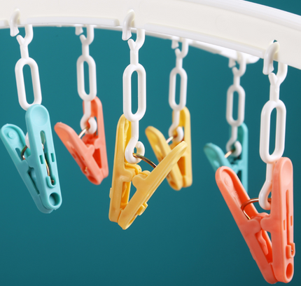 Revolving Clothes Hanger with 12 Clips