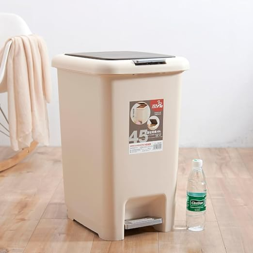 Plastic Trash Can Lid Press 45 Liter