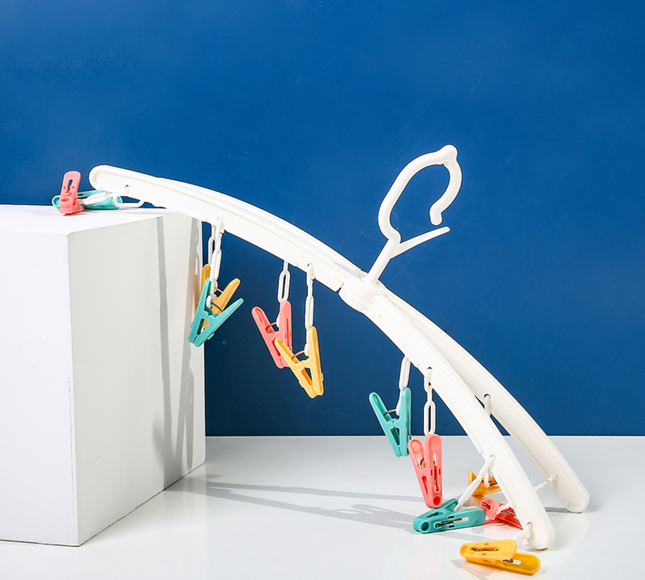 Revolving Clothes Hanger with 12 Clips