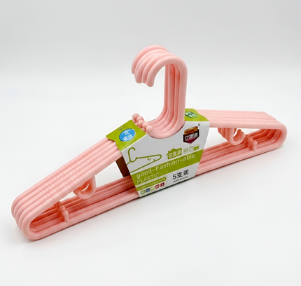 Plastic Cloth Hangers 5 Pcs Set