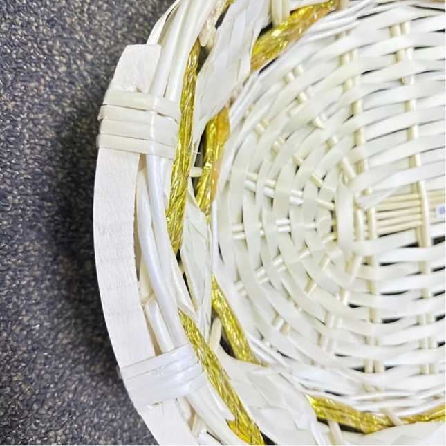 سلة هدايا من الخيزران بيضاوية الشكل